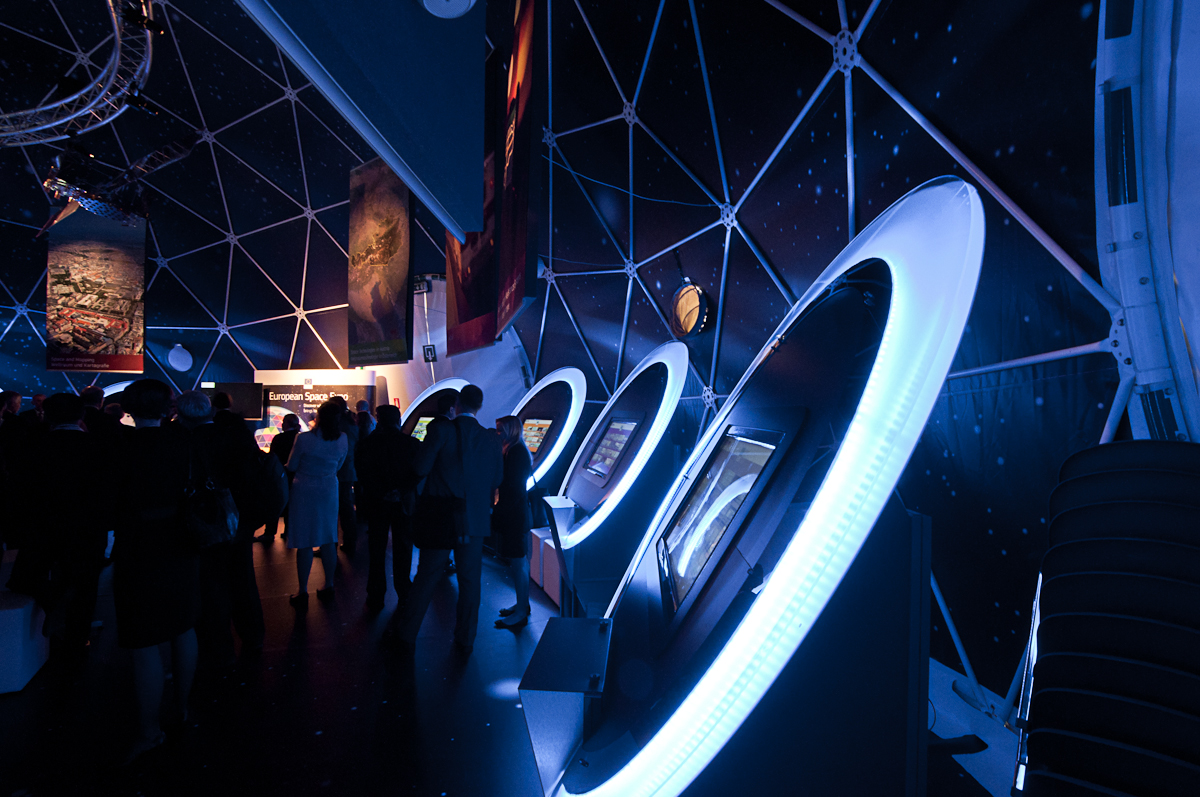 4 Creaset European Space Expo 2012 ZENDOME Geodaetisches Domezelt